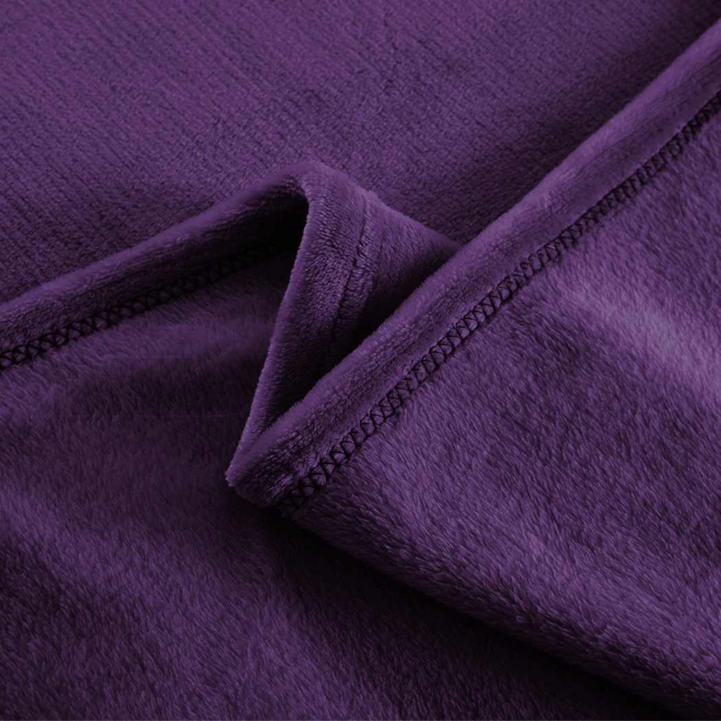 DreamZ 320GSM Ultra Soft Mink Blanket in aubergine color, showcasing its plush texture and generous size of 220x160cm.